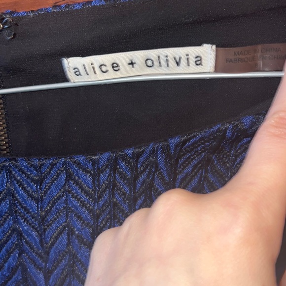 Alice & Olivia blue / black shift dress - Picture 4 of 4